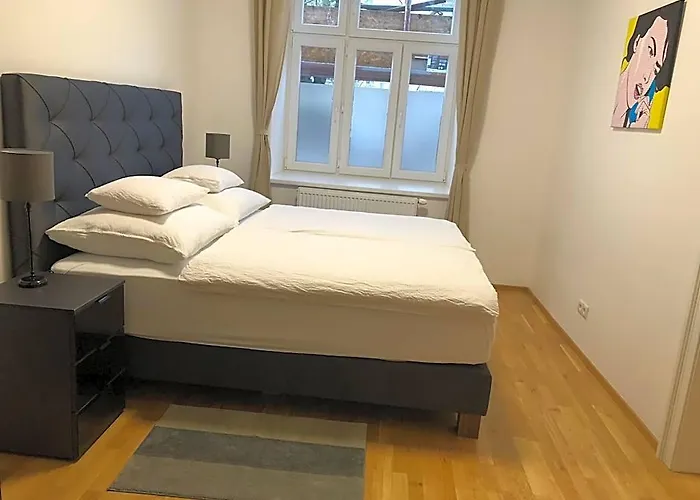 Apartment Sweet Dreams *
